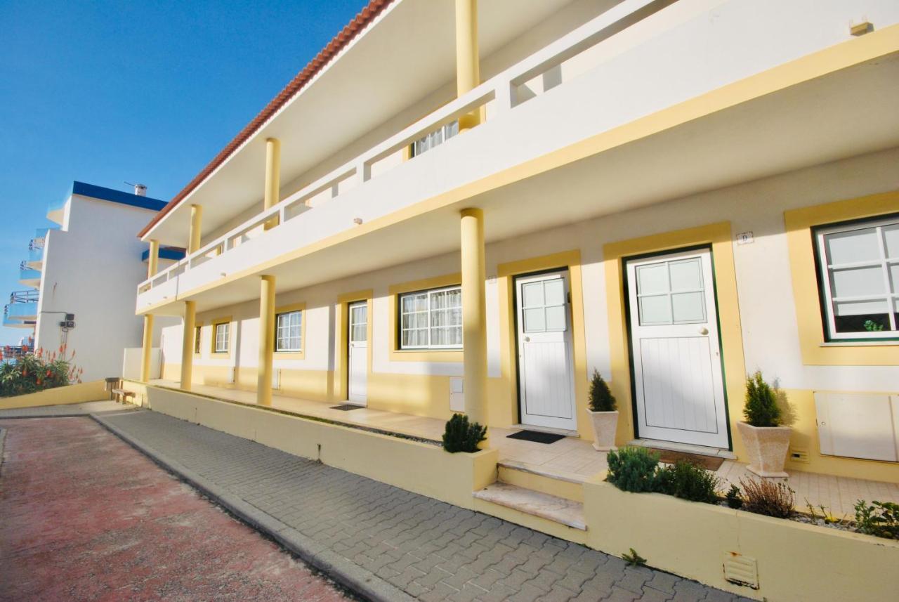 Catarina House - Baleal Beach, Balcony, Pool Ferrel  Dış mekan fotoğraf