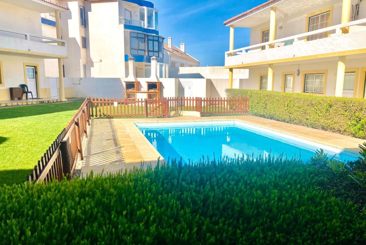 Catarina House - Baleal Beach, Balcony, Pool Ferrel  Dış mekan fotoğraf