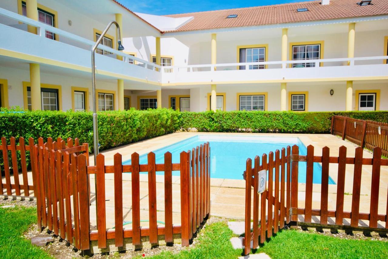 Catarina House - Baleal Beach, Balcony, Pool Ferrel  Dış mekan fotoğraf